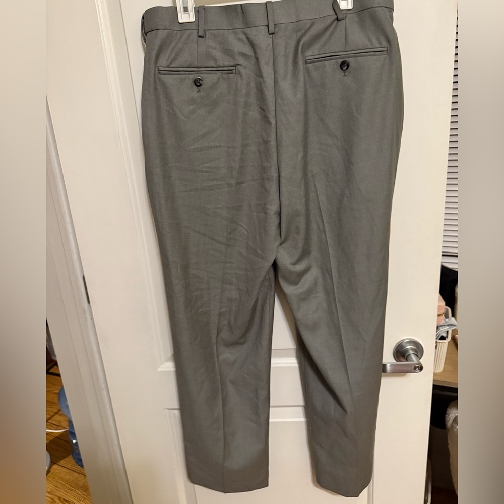 Croft & Barrow Men's Gray Dress Pants